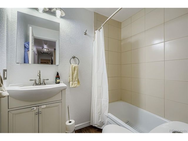 4720 Carr St, Wheat Ridge, CO 80033