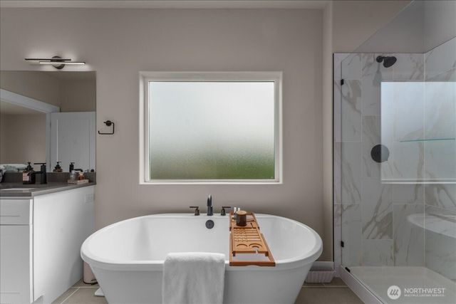 214 Solomon Loop NW, East Wenatchee, WA 98802