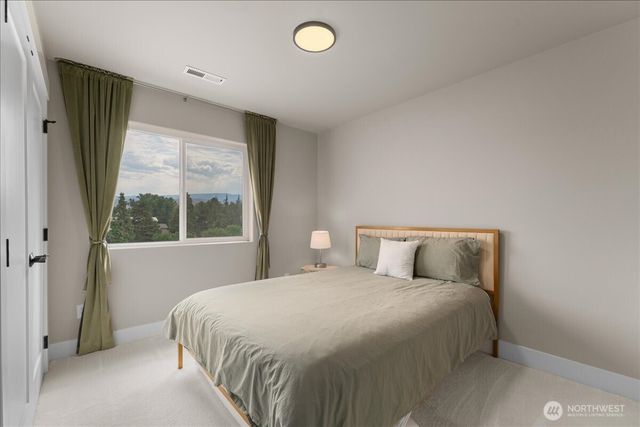 214 Solomon Loop NW, East Wenatchee, WA 98802