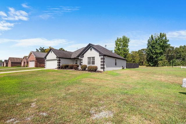 1729 Pilot Court, Jacksonville, AR 72076