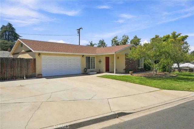 41845 Channing, Hemet, CA 92544
