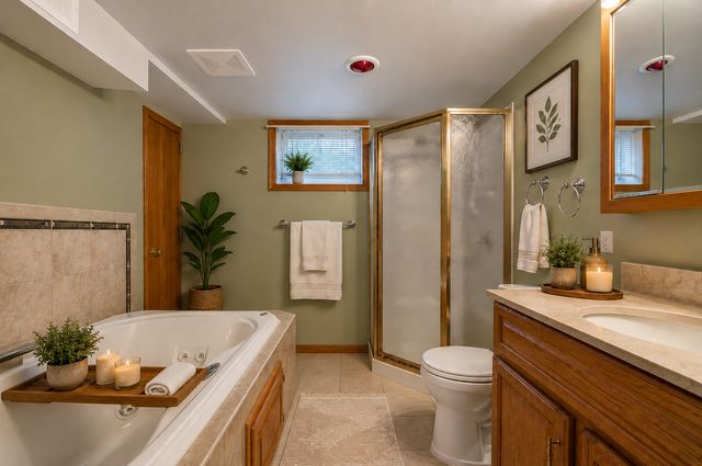 14647 Danbury Avenue W, Rosemount, MN 55068
