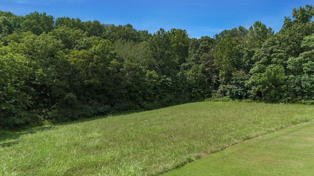 4664 New Cut Rd, Greenbrier, TN 37073