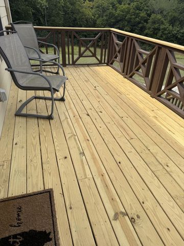 4664 New Cut Rd, Greenbrier, TN 37073