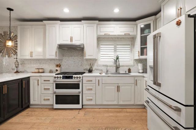 7965 4th Pl, Downey, CA 90241