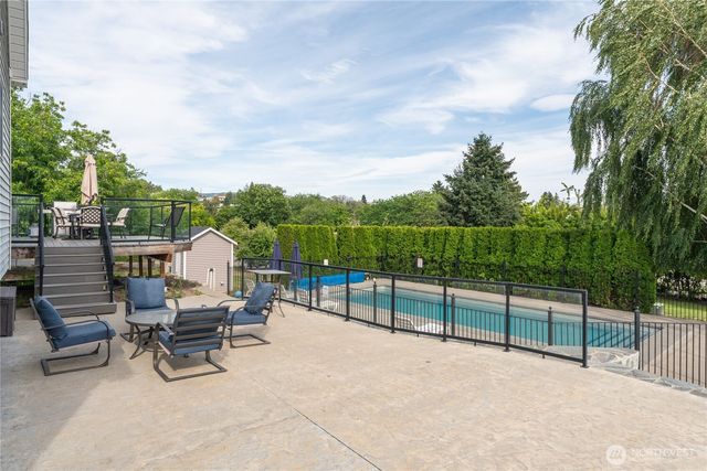 168 Green Avenue, Manson, WA 98831