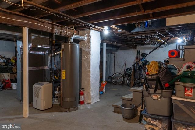 219 FRONT ST, Fieldsboro, NJ 08505