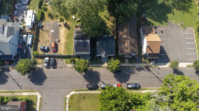 219 FRONT ST, Fieldsboro, NJ 08505