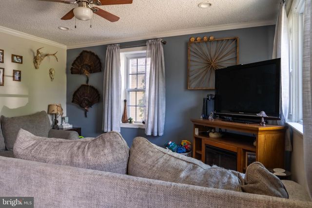 219 FRONT ST, Fieldsboro, NJ 08505