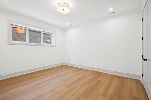 2246 W Lyndale Street 1, Chicago, IL 60647