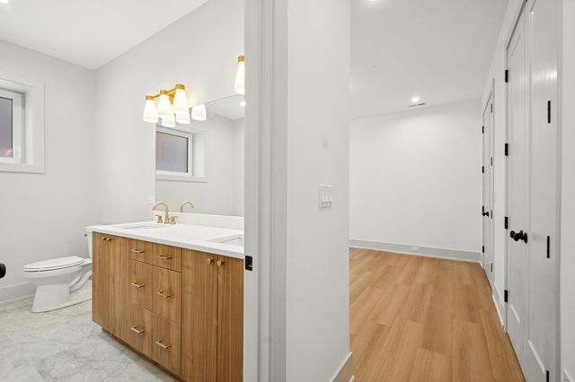 2246 W Lyndale Street 1, Chicago, IL 60647