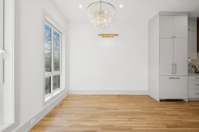 2246 W Lyndale Street 1, Chicago, IL 60647