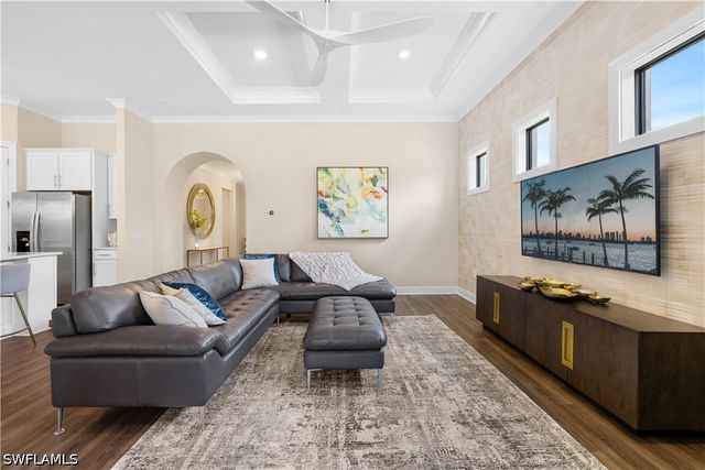 9799 Everglades DR, Naples, FL 34120
