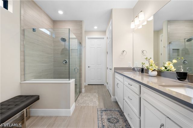 9799 Everglades DR, Naples, FL 34120