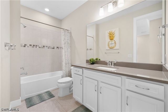 9799 Everglades DR, Naples, FL 34120