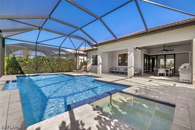 9799 Everglades DR, Naples, FL 34120