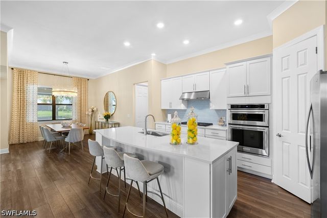 9799 Everglades DR, Naples, FL 34120