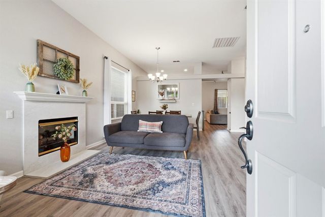 205 Foxglove Ct, Lincoln, CA 95648