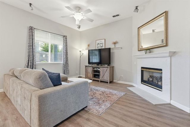 205 Foxglove Ct, Lincoln, CA 95648