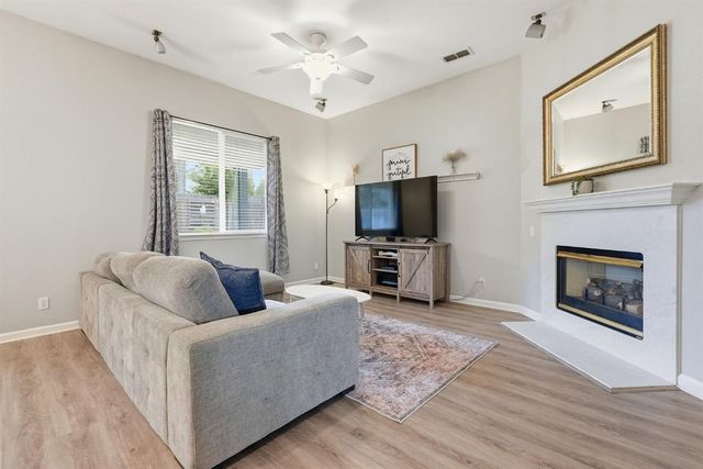 205 Foxglove Ct, Lincoln, CA 95648