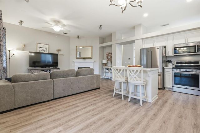 205 Foxglove Ct, Lincoln, CA 95648