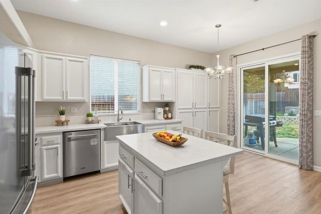 205 Foxglove Ct, Lincoln, CA 95648