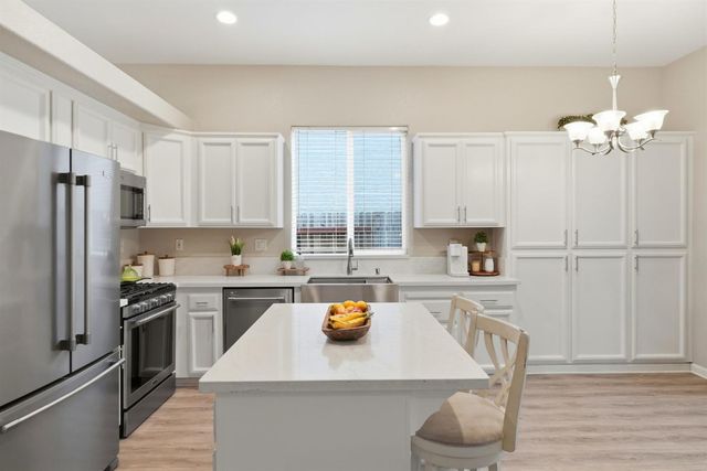 205 Foxglove Ct, Lincoln, CA 95648
