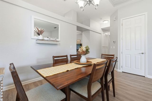 205 Foxglove Ct, Lincoln, CA 95648