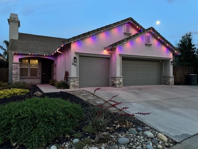 205 Foxglove Ct, Lincoln, CA 95648