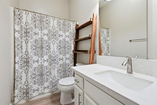 205 Foxglove Ct, Lincoln, CA 95648