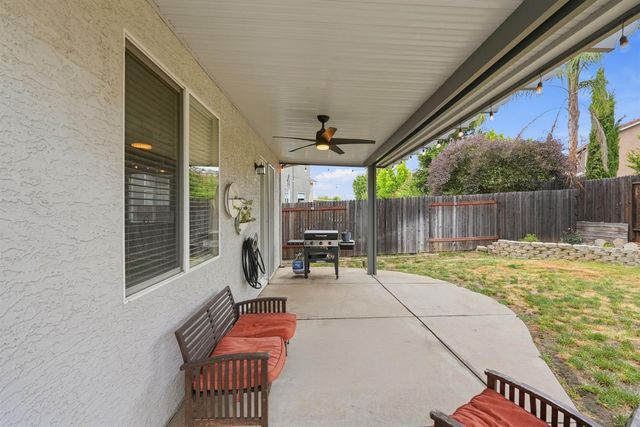 205 Foxglove Ct, Lincoln, CA 95648