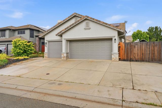 205 Foxglove Ct, Lincoln, CA 95648