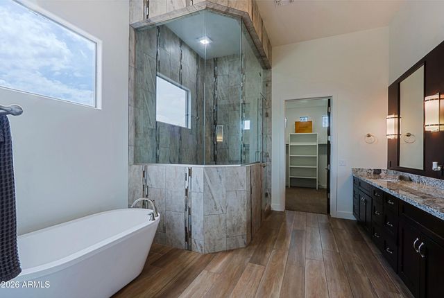 2814 W JORDON Lane, Phoenix, AZ 85086