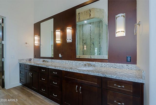 2814 W JORDON Lane, Phoenix, AZ 85086