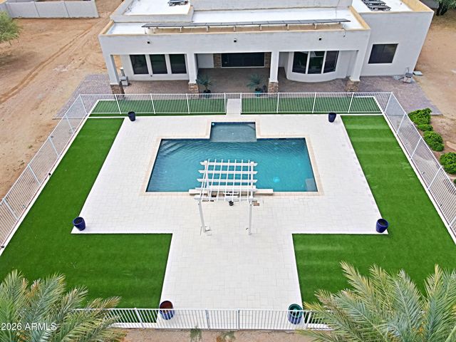 2814 W JORDON Lane, Phoenix, AZ 85086