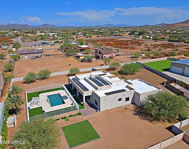 2814 W JORDON Lane, Phoenix, AZ 85086