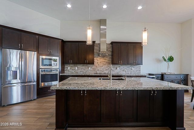 2814 W JORDON Lane, Phoenix, AZ 85086