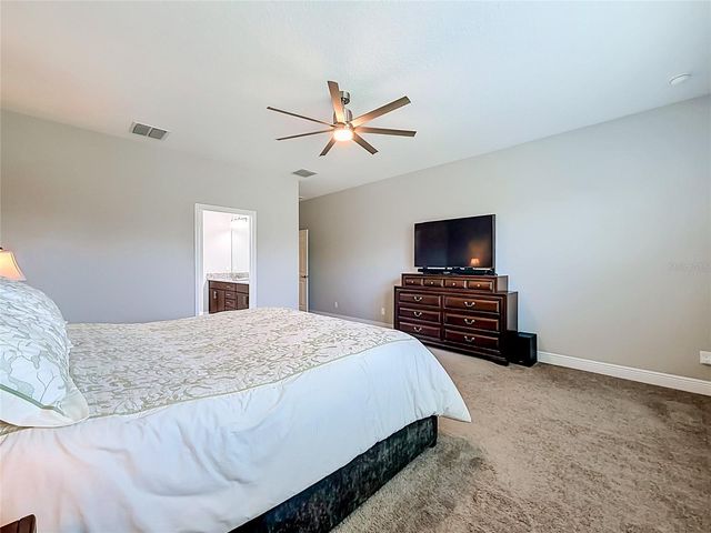 19563 LEONARD ROAD, Lutz, FL 33558