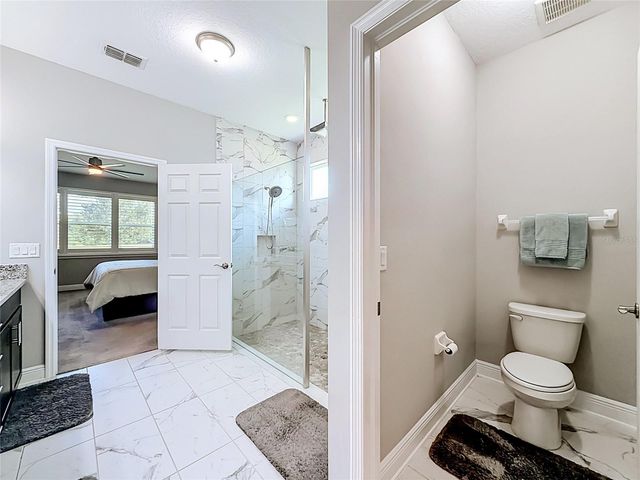 19563 LEONARD ROAD, Lutz, FL 33558