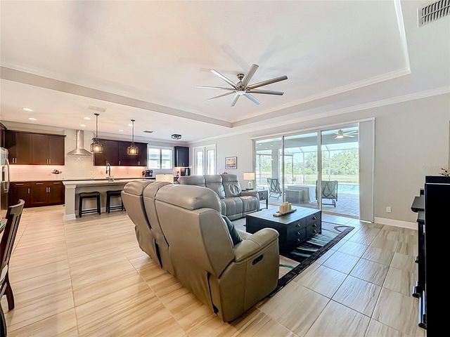 19563 LEONARD ROAD, Lutz, FL 33558