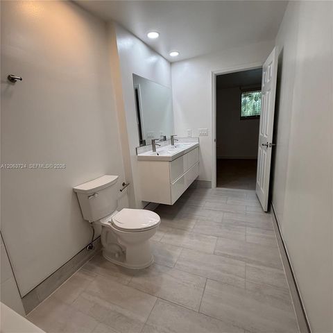 10672 SW 79th Terrace, Miami, FL 33173