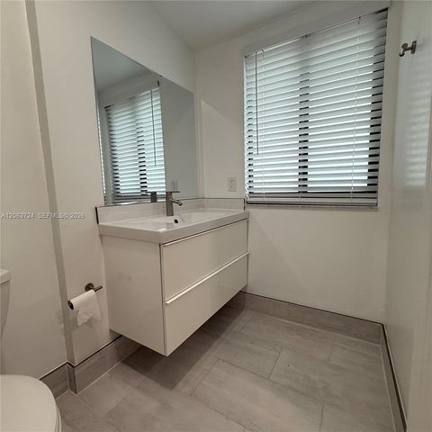10672 SW 79th Terrace, Miami, FL 33173