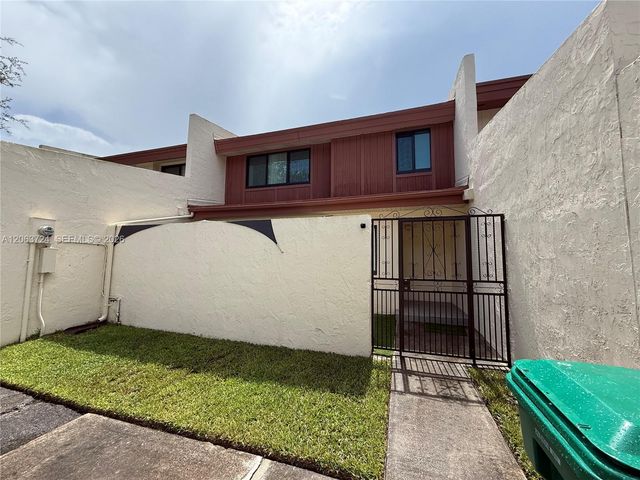 10672 SW 79th Terrace, Miami, FL 33173