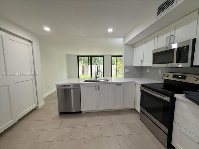 10672 SW 79th Terrace, Miami, FL 33173