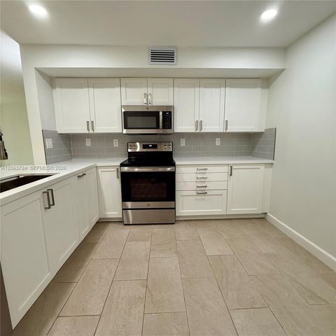 10672 SW 79th Terrace, Miami, FL 33173