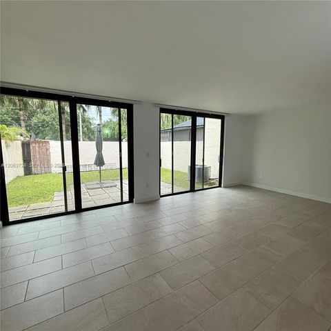 10672 SW 79th Terrace, Miami, FL 33173