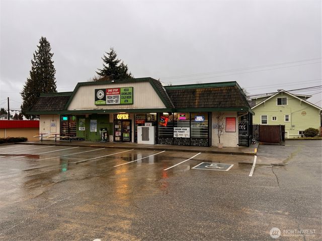 3723 Rucker Avenue, Everett, WA 98201