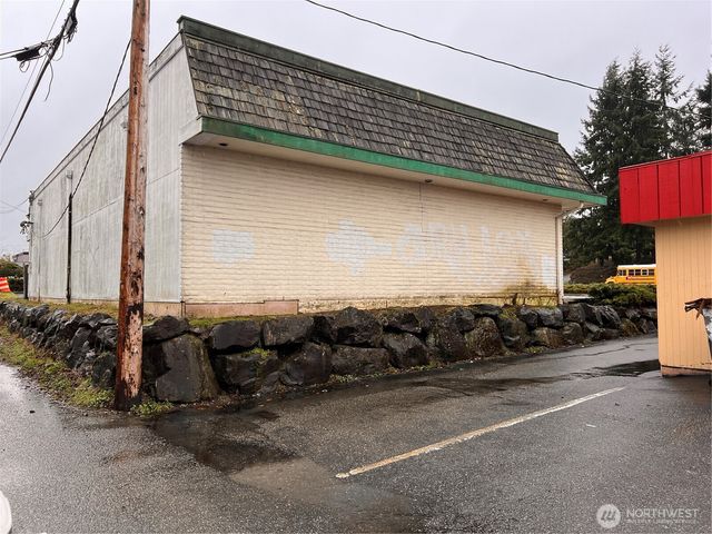 3723 Rucker Avenue, Everett, WA 98201