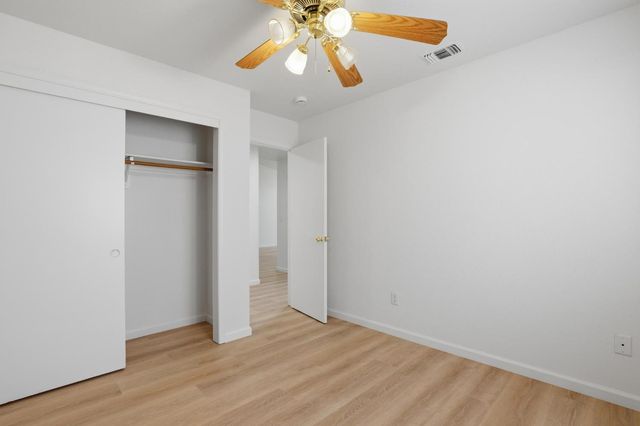 1061 Courtyard Dr, Yuba City, CA 95991
