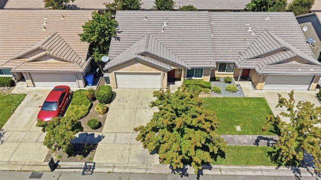 1061 Courtyard Dr, Yuba City, CA 95991